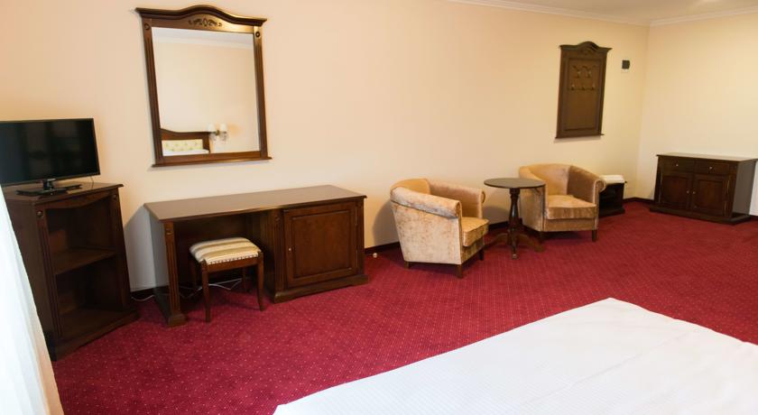 Cazare in Baia Mare - HOTEL DALLAS - Negresti Oas Cazare in Baia Mare - HOTEL DALLAS - Negresti Oas