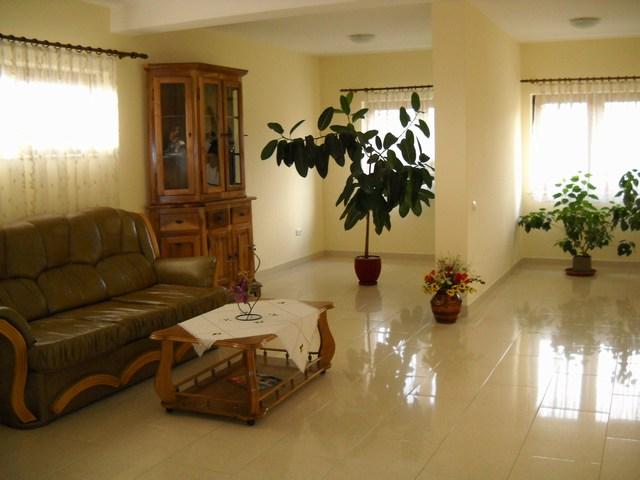 Cazare in Baia Mare - HOSTEL CASA BLANCA - Baia Mare Cazare in Baia Mare - HOSTEL CASA BLANCA - Baia Mare