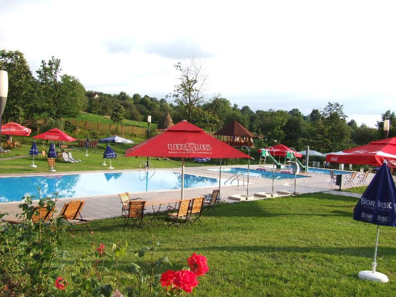 Cazare in Baia Mare - SECRET GARDEN 4* - Danesti Cazare in Baia Mare - SECRET GARDEN 4* - Danesti