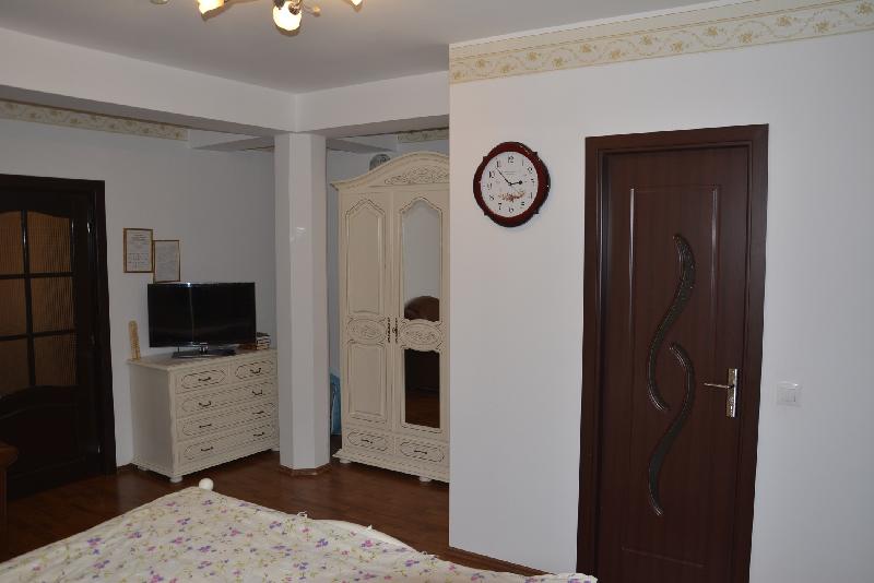 Cazare in Baia Mare - Pensiune Floris - Baia Mare Cazare in Baia Mare - Pensiune Floris - Baia Mare