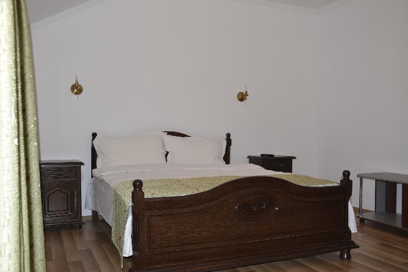 Cazare in Baia Mare - Pensiune Floris - Baia Mare Cazare in Baia Mare - Pensiune Floris - Baia Mare