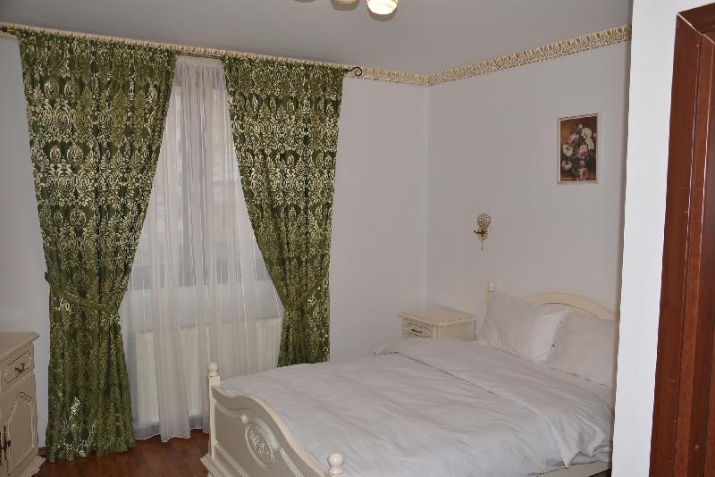 Cazare in Baia Mare - Pensiune Floris - Baia Mare Cazare in Baia Mare - Pensiune Floris - Baia Mare