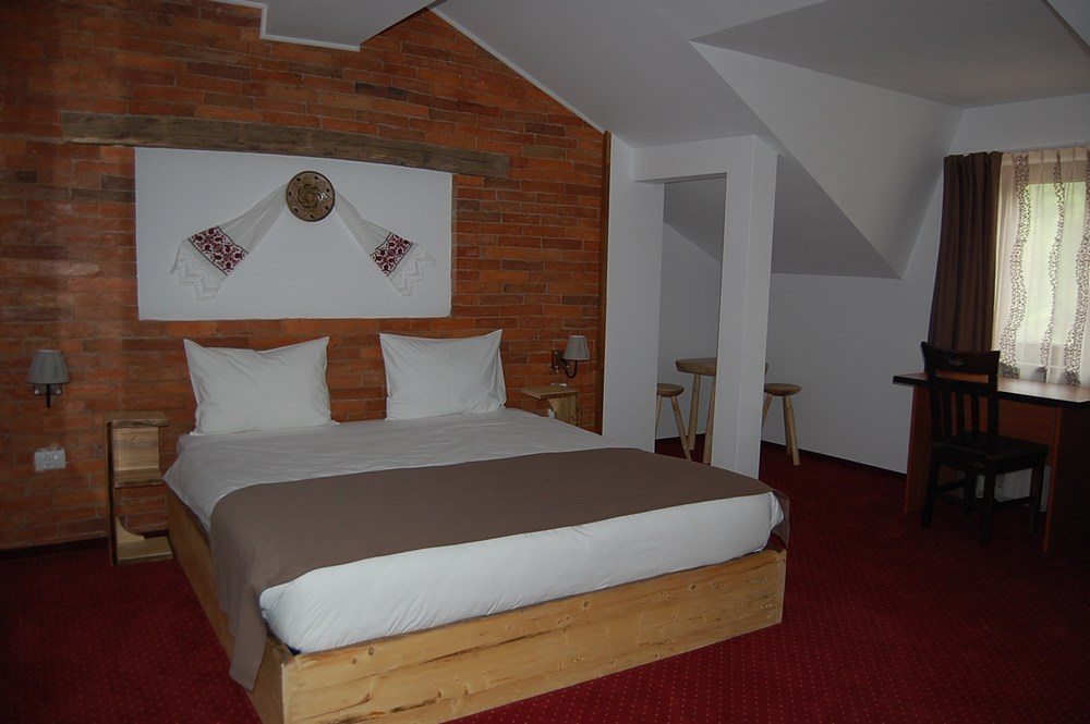 Cazare in Baia Mare - HANUL TEILOR - Danesti Cazare in Baia Mare - HANUL TEILOR - Danesti