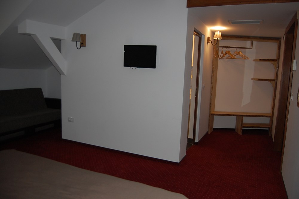 Cazare in Baia Mare - HANUL TEILOR - Danesti Cazare in Baia Mare - HANUL TEILOR - Danesti