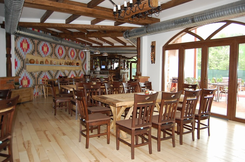 Cazare in Baia Mare - HANUL TEILOR - Danesti Cazare in Baia Mare - HANUL TEILOR - Danesti